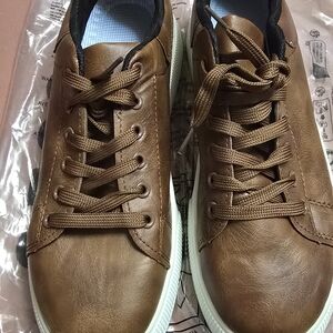 Men Brown Leather Sneakers